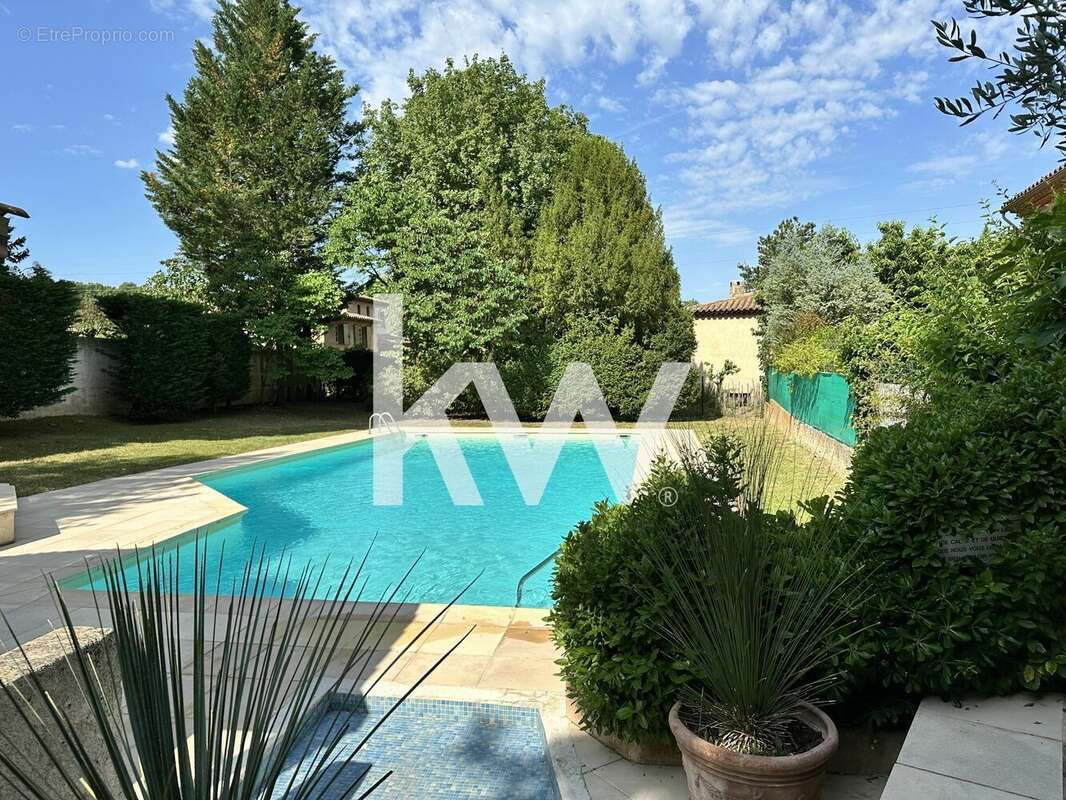 Appartement à AIX-EN-PROVENCE