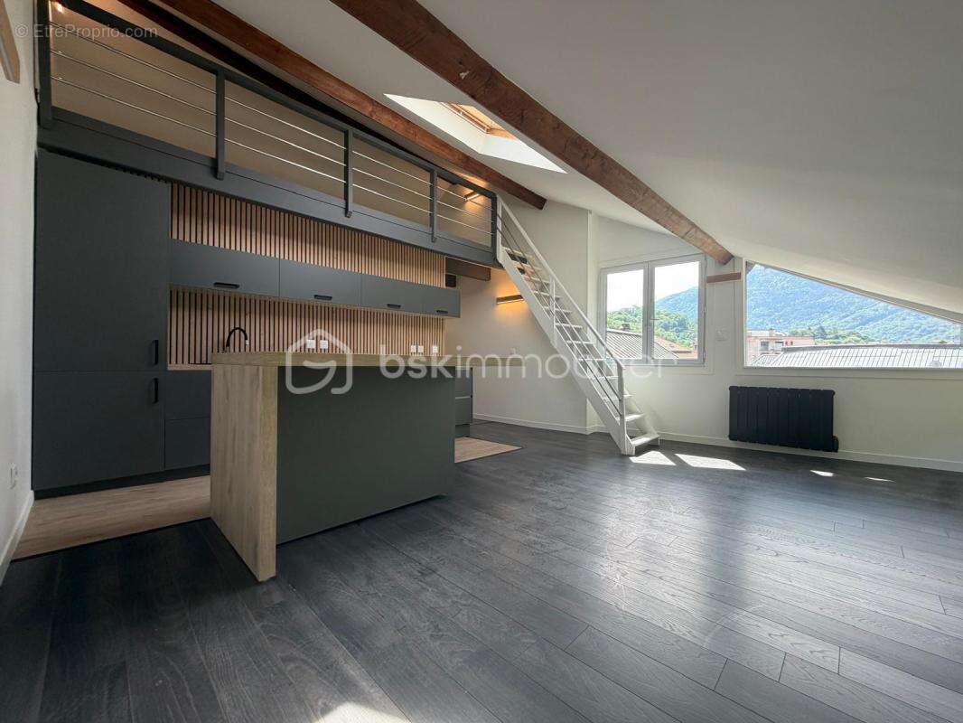 Appartement à ALBERTVILLE