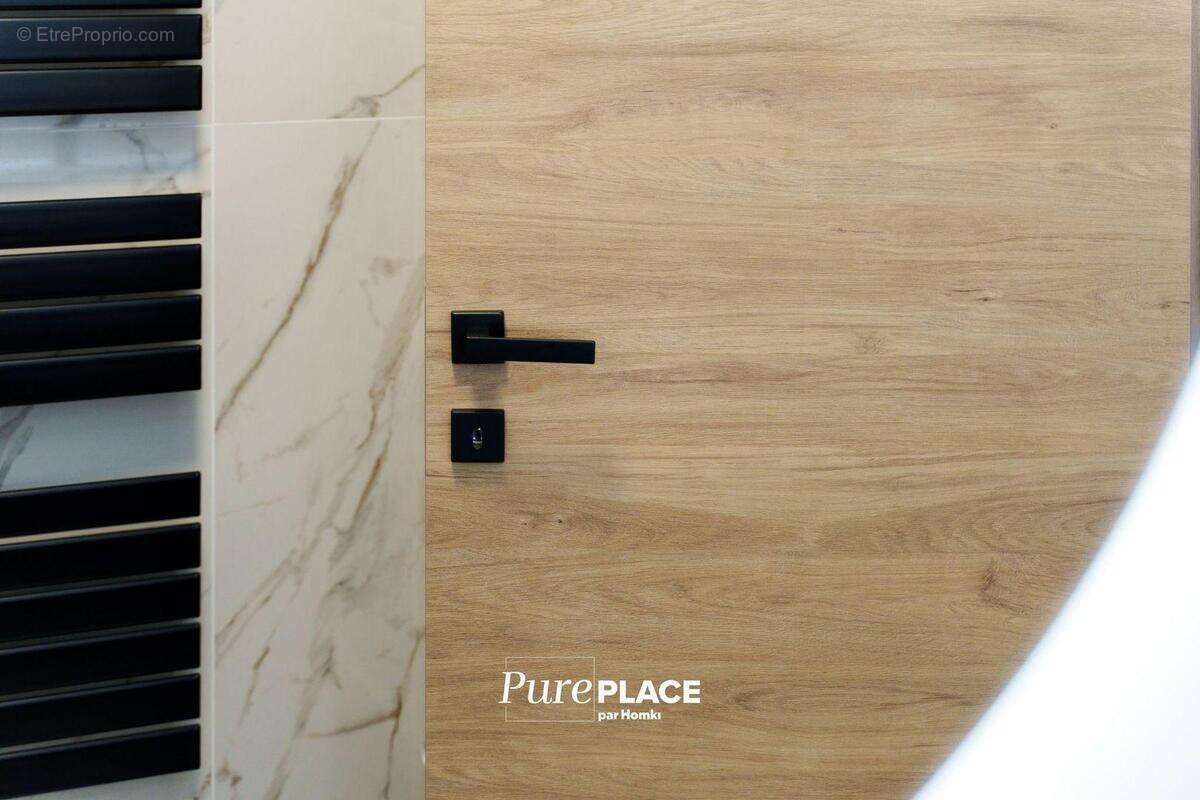 Appartement à MANDELIEU-LA-NAPOULE