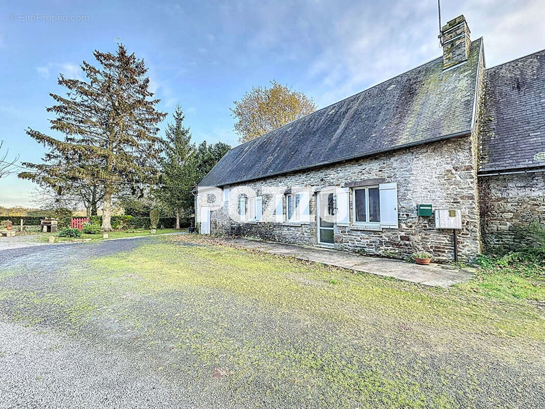 Maison à DRAGEY-RONTHON