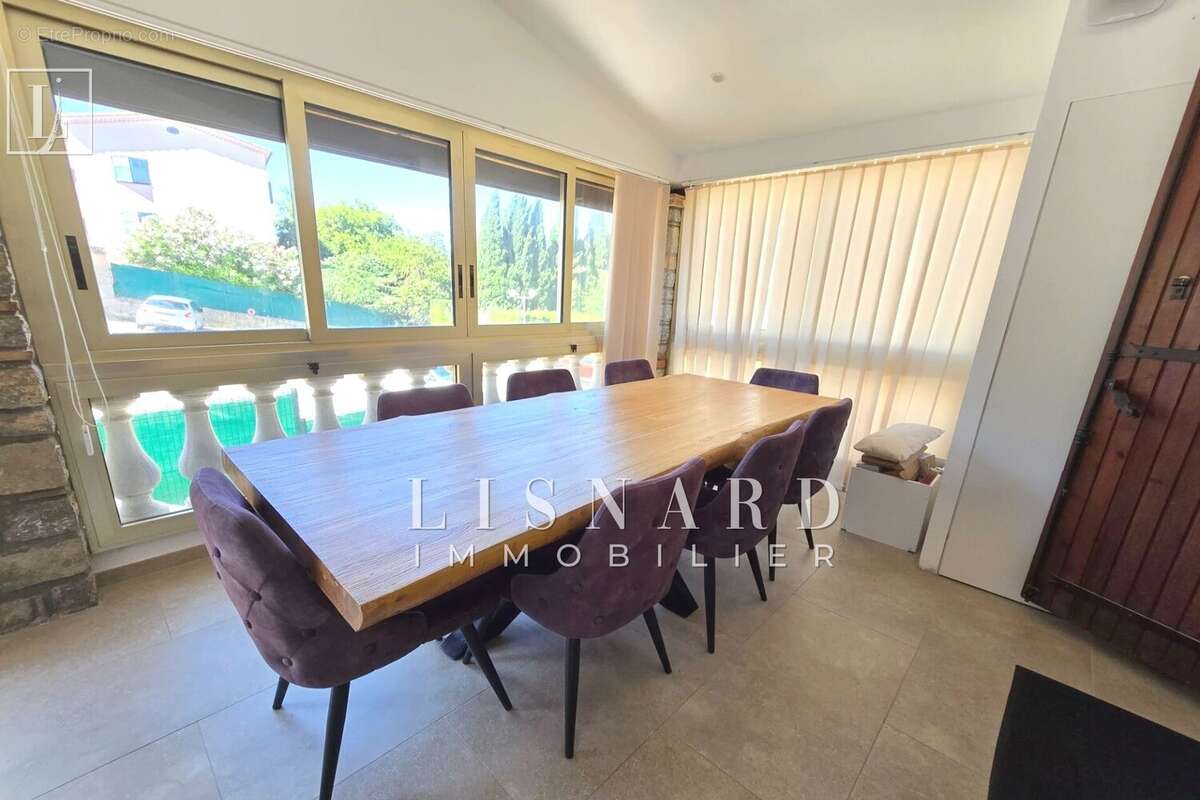 Maison 130 m² à Vallauris  - photo 7