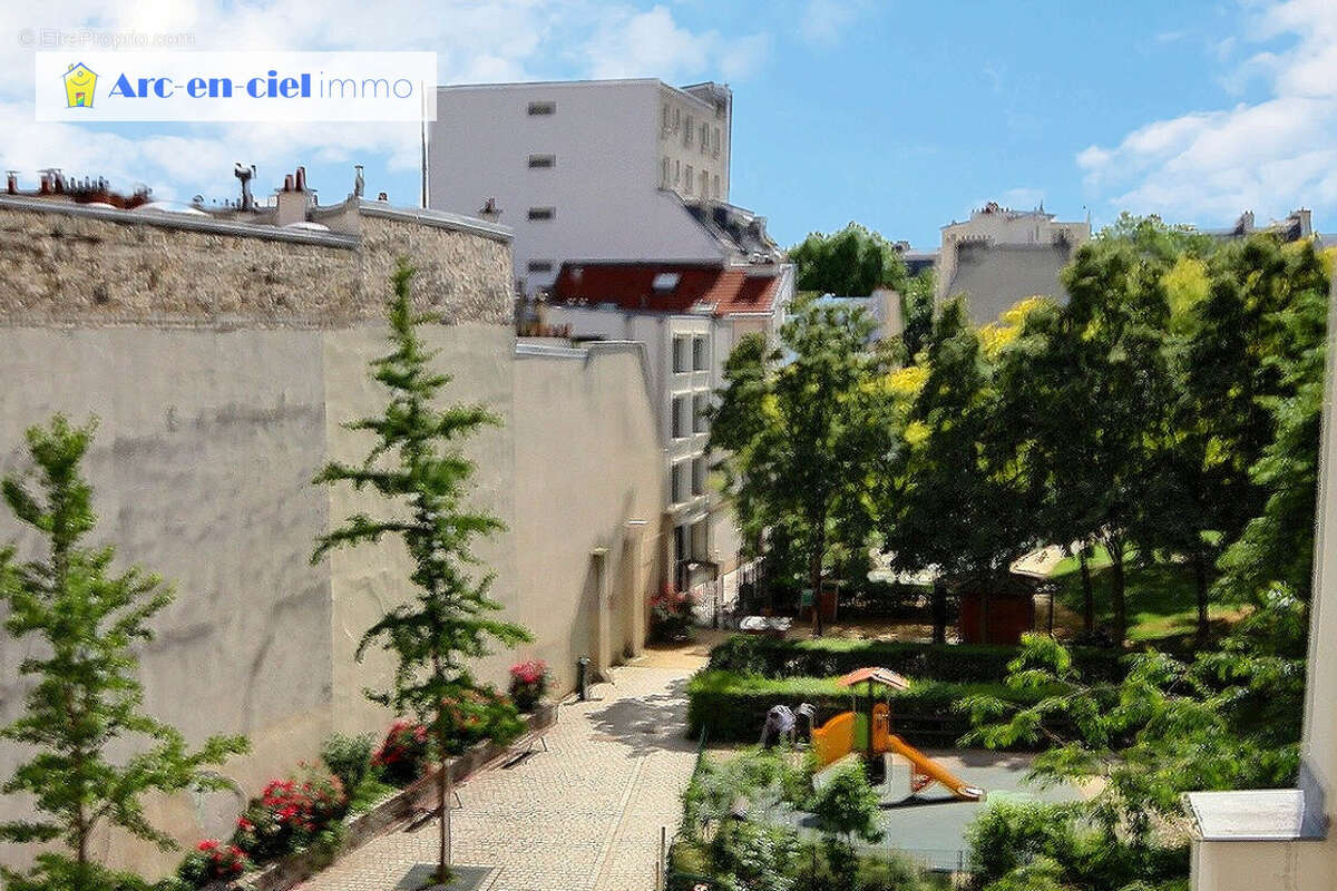 Appartement à PARIS-18E