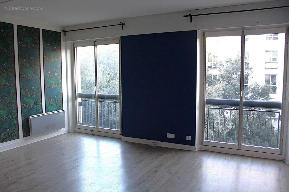 Appartement à PARIS-3E