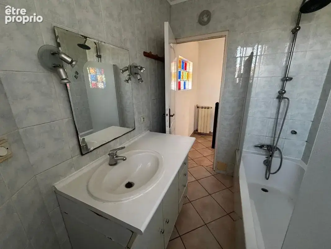 Duplex 3 chambres avec cour et garage - photo 11