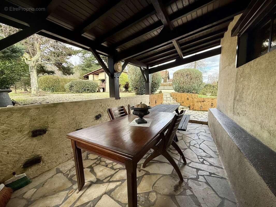 Maison à SAINTE-FOY-LA-GRANDE