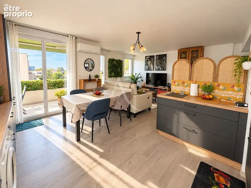 Colomiers HYPER CENTRE - Appartement T3- 65m² + 2 parkings + cellier - photo 3