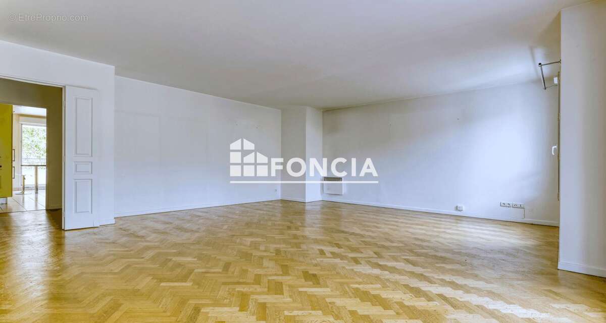 Appartement à RUEIL-MALMAISON