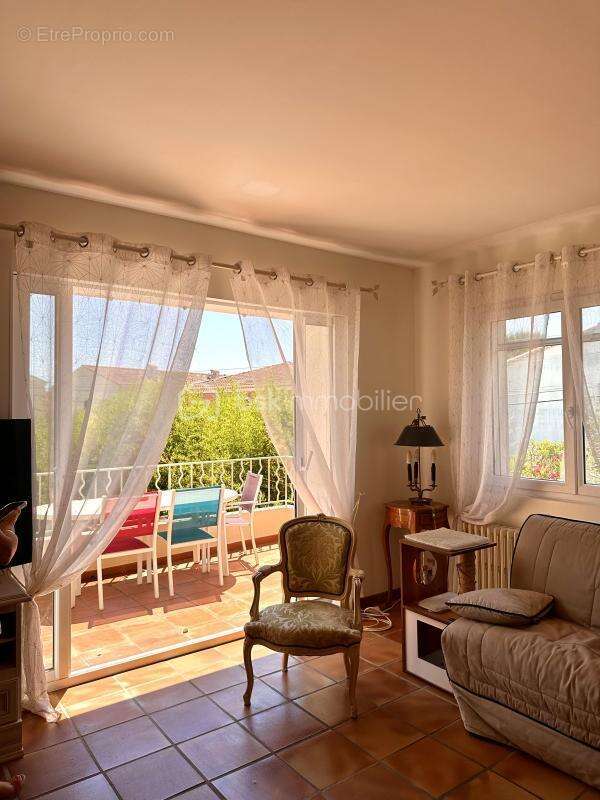 Maison à HYERES