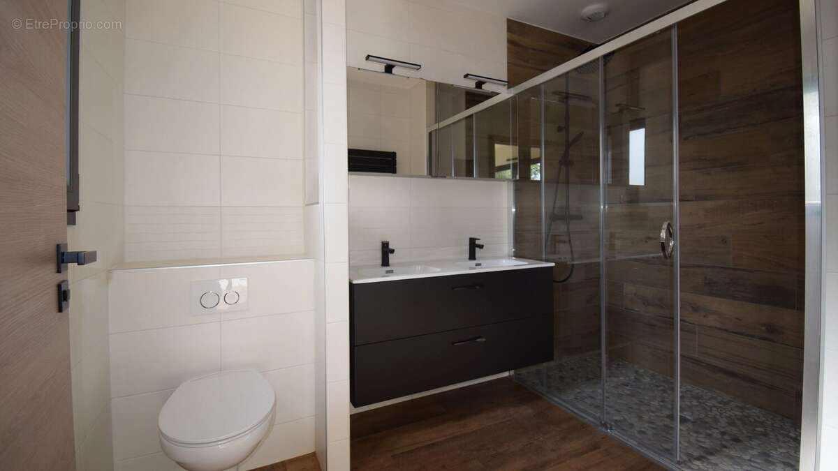 Maison à BELLERIVE-SUR-ALLIER