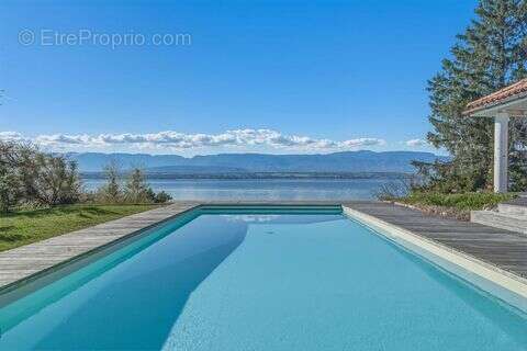 Maison à CHENS-SUR-LEMAN