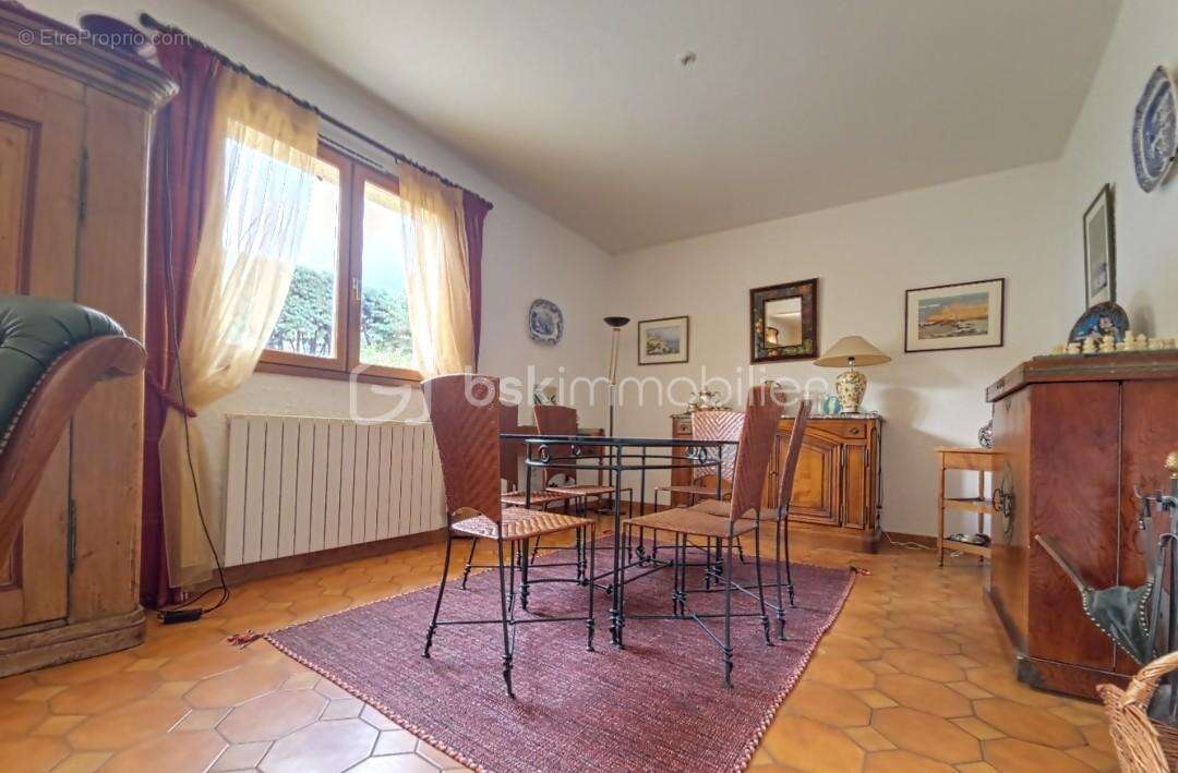 Maison à SAINT-GELY-DU-FESC