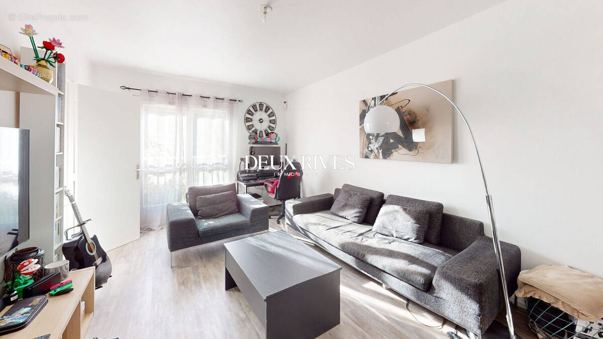 Salon  - Appartement à NANTES