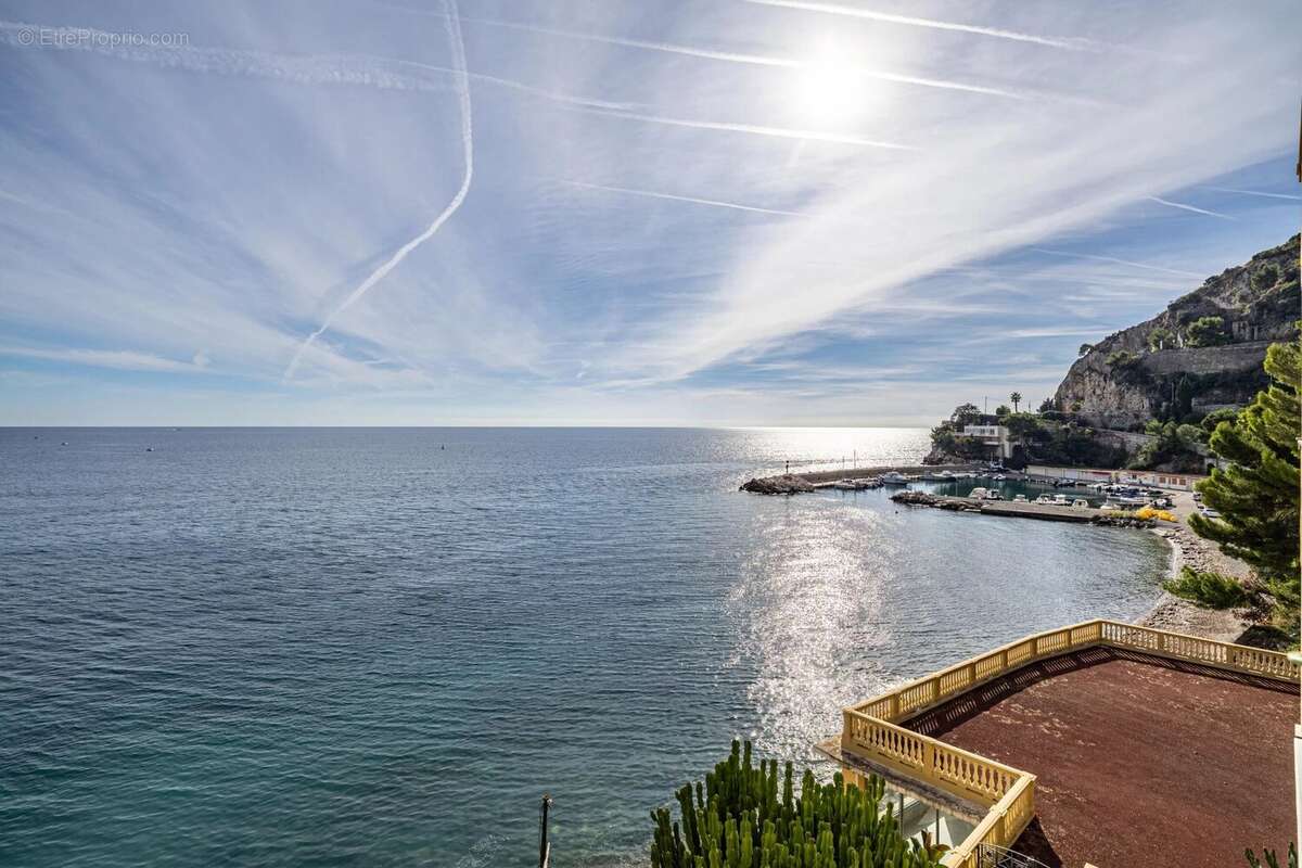 Appartement à EZE