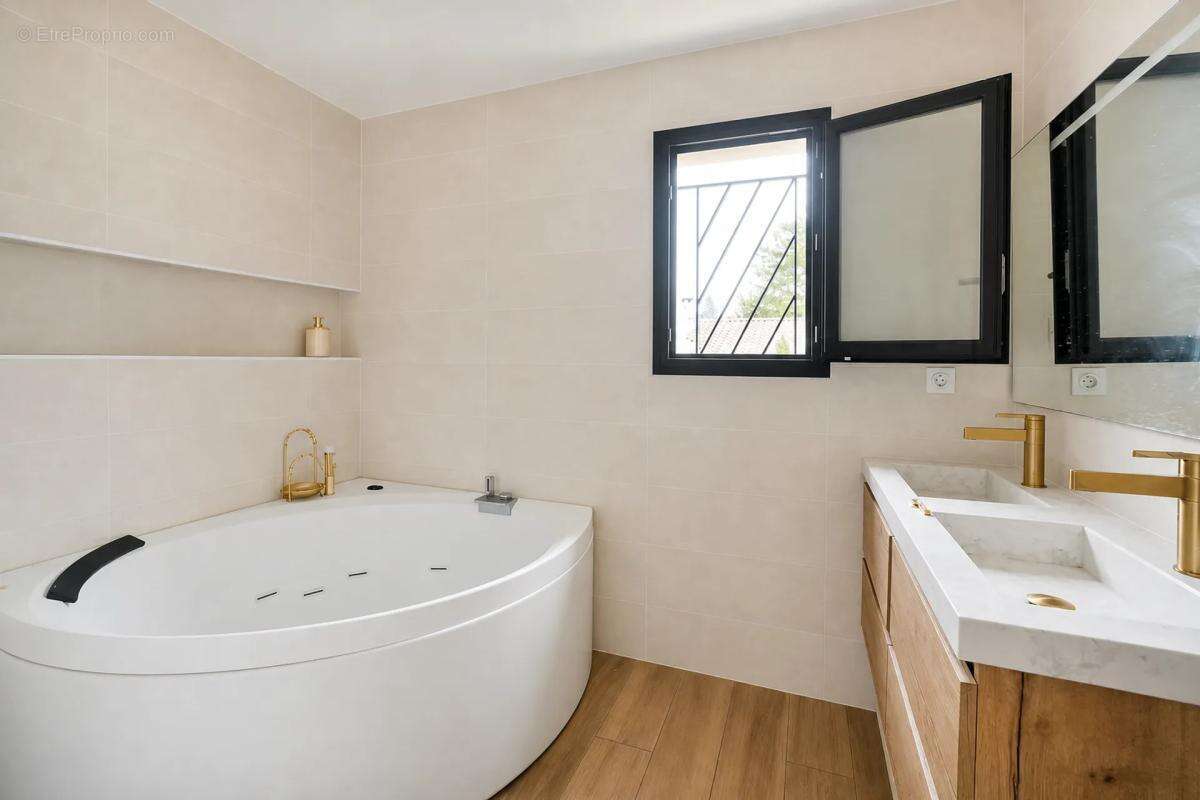 Charmante maison contemporaine à Poulx - photo 6