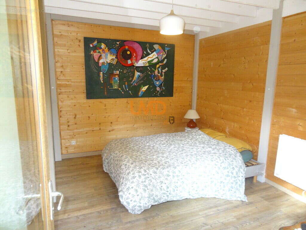 Maison à SAINT-FRONT-DE-PRADOUX