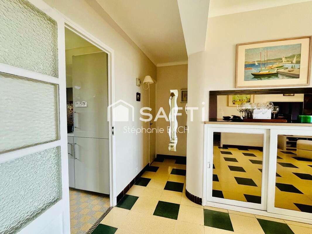 Photo 5 - Appartement à SAINT-CYR-SUR-MER