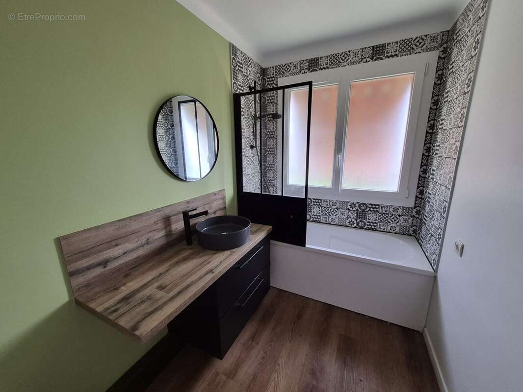 Maison à BRIIS-SOUS-FORGES