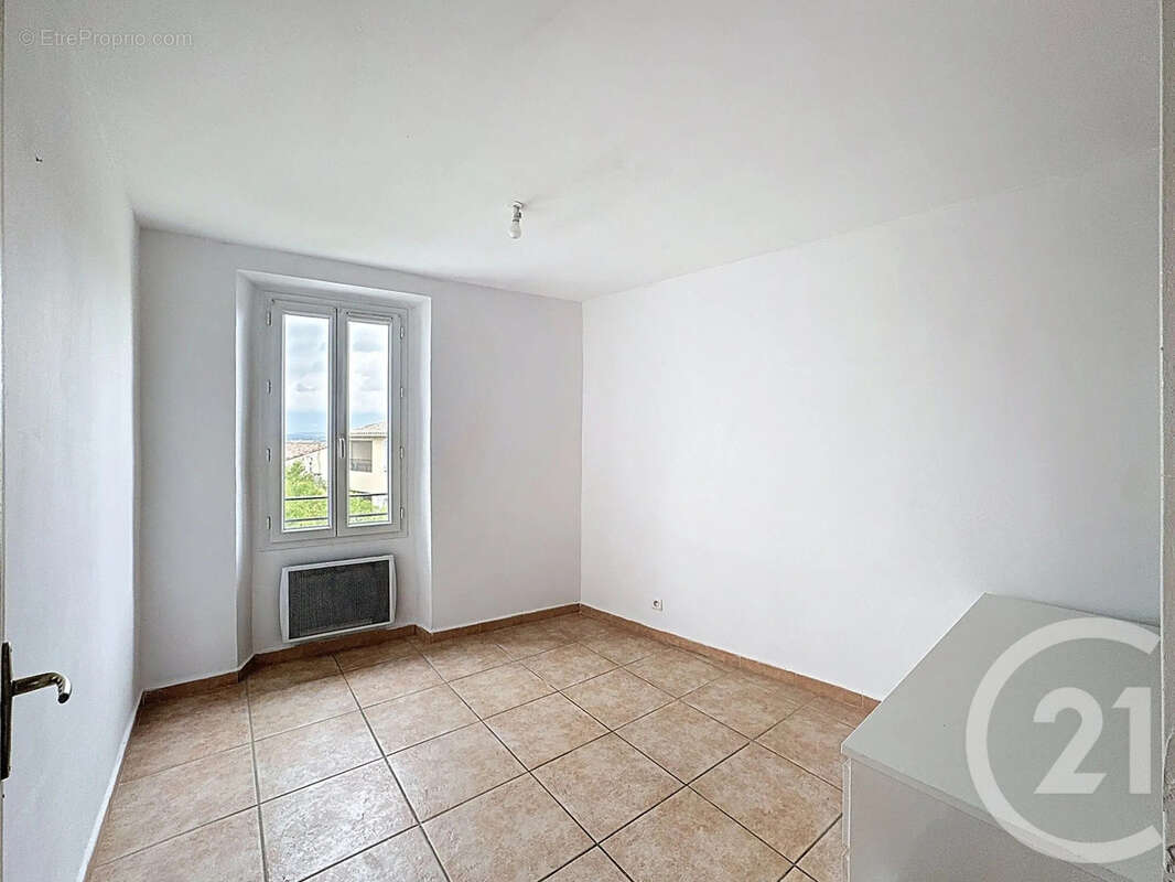 Appartement à TRETS