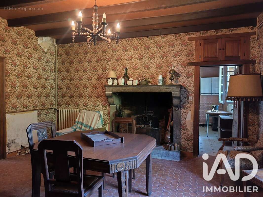 Photo 4 - Maison à BUSSIERE-POITEVINE