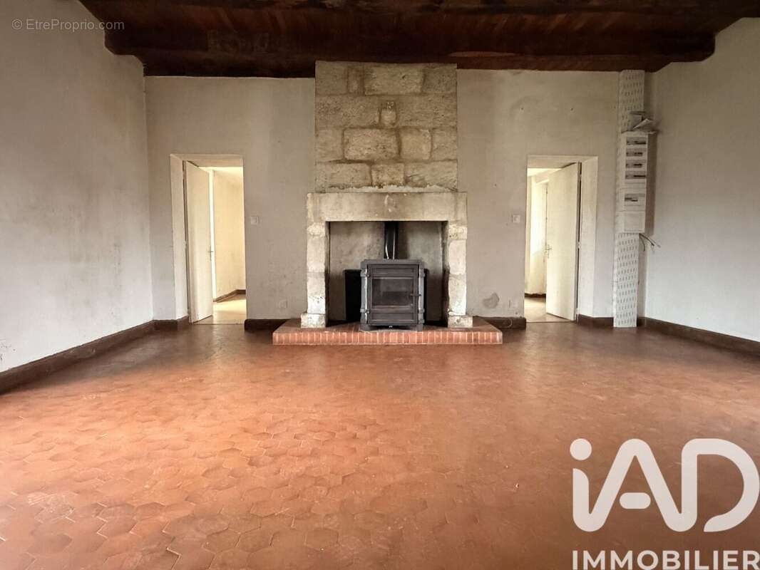 Maison 170 m² à Cornille  - photo 3