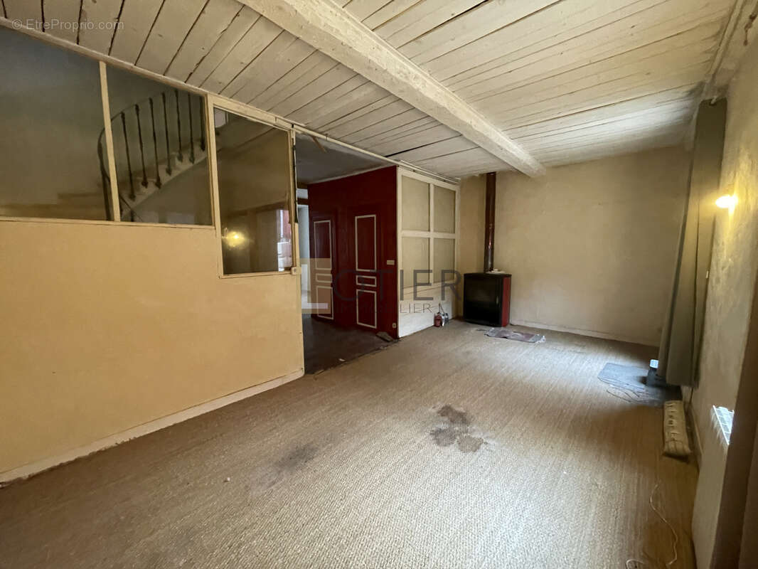 Maison à CAPENDU