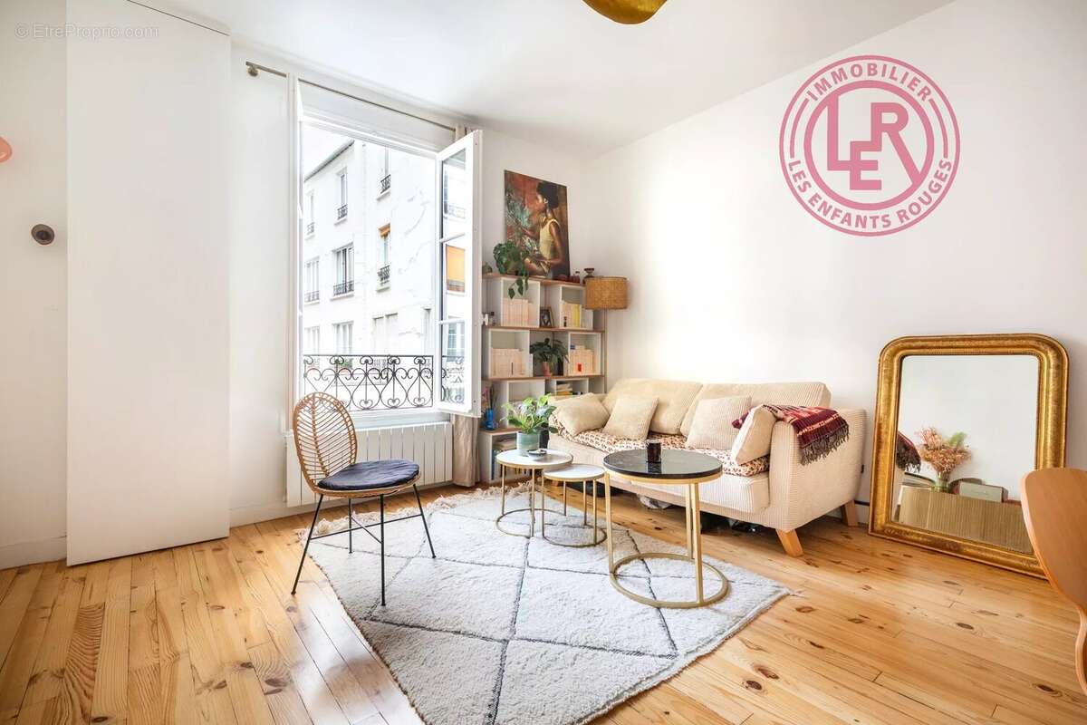 Appartement à PARIS-10E
