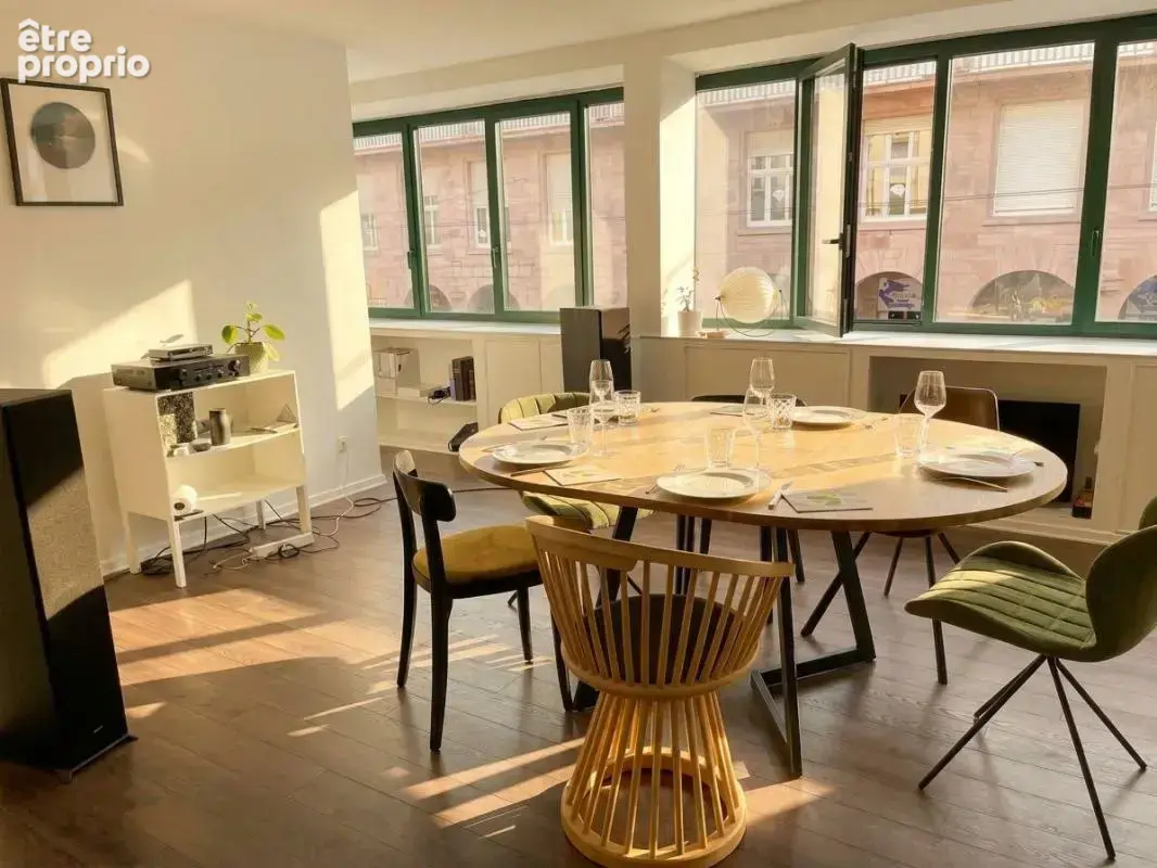 Au cœur de la ville, un appartement - local professionnel - F3 de 84m² - photo 3