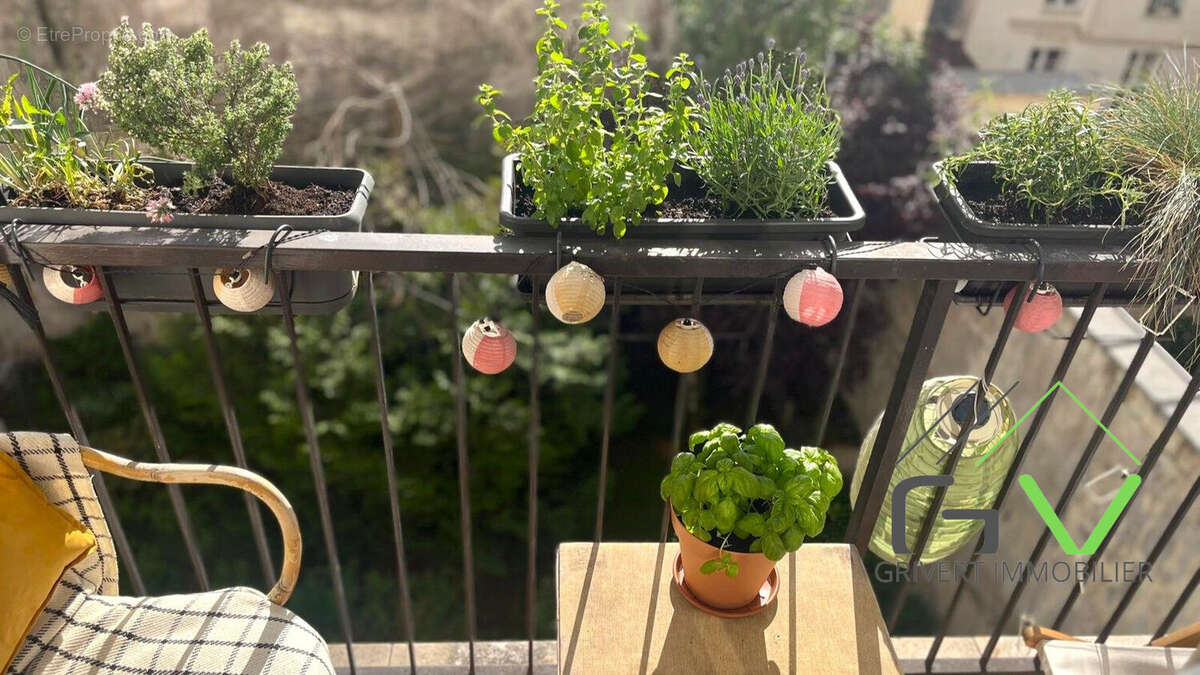 Appartement à PARIS-11E