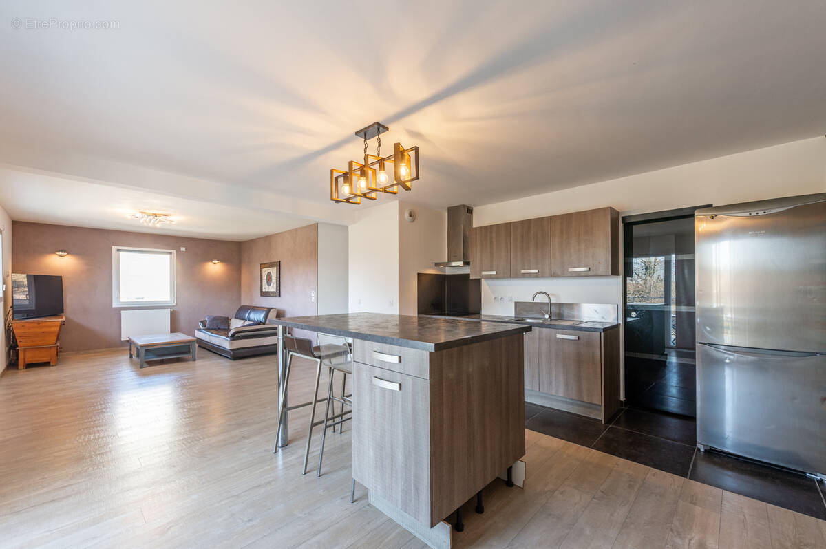 Appartement à SEYNOD