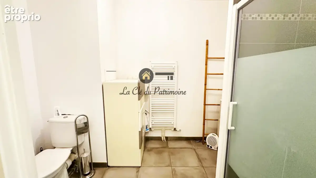 T2 rez de chaussee - jardin - parking - residence securisee - photo 11