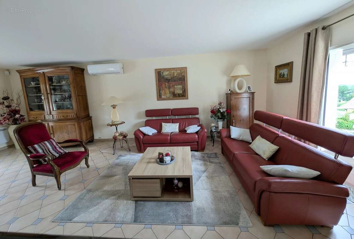 Maison à PLAISIR