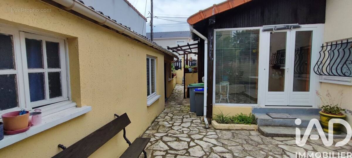 Photo 1 - Maison à BEZONS