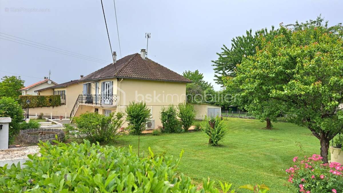 Maison à VERTEILLAC