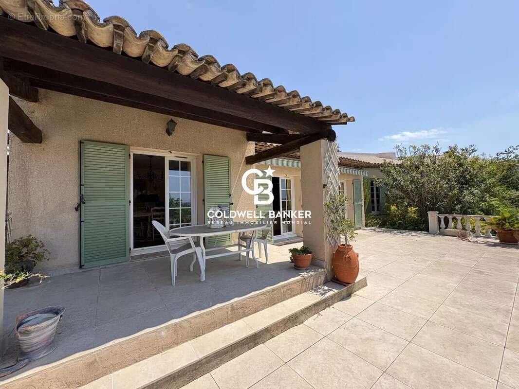 Villa provençale avec vue mer panoramique, piscine et appartement indépendant , Carqueiranne - photo 9