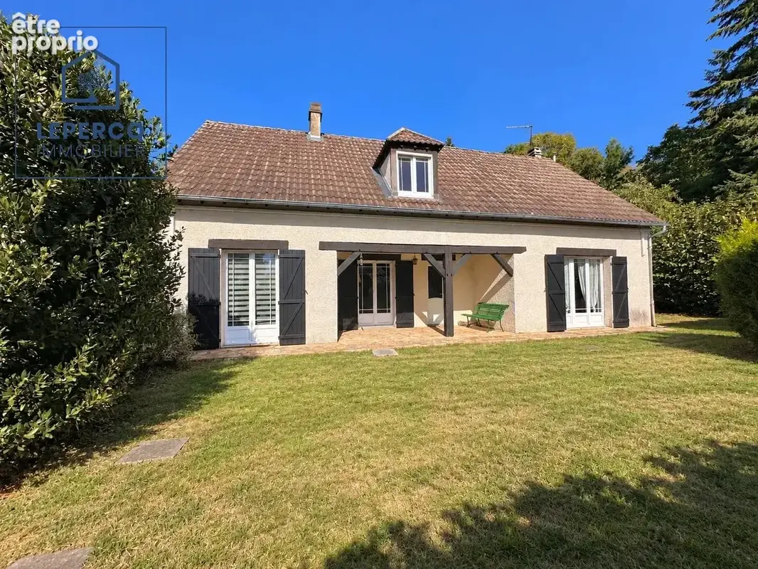 Maison familiale 6 pièces 148m² - photo 1