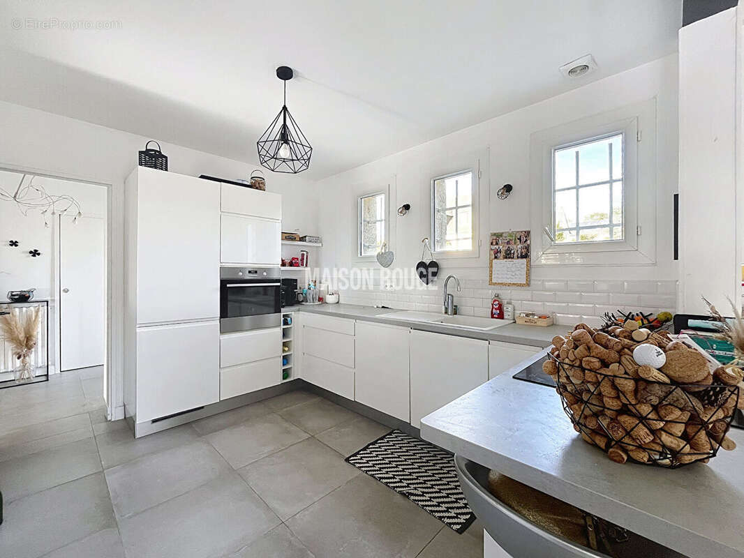 Maison à SAINT-MELOIR-DES-ONDES