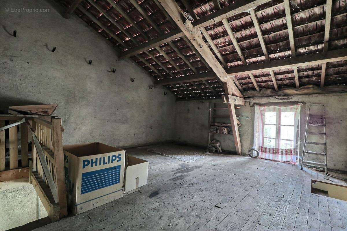 Maison à CLUNY