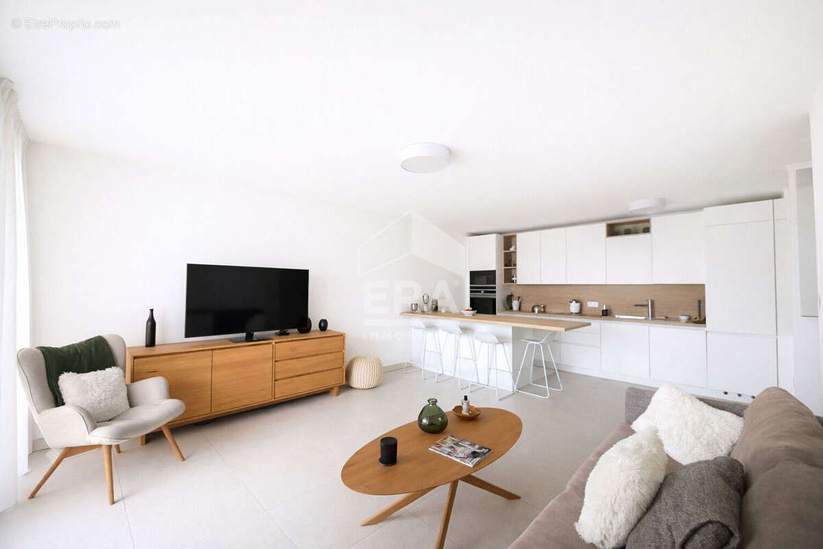 Appartement à MANDELIEU-LA-NAPOULE