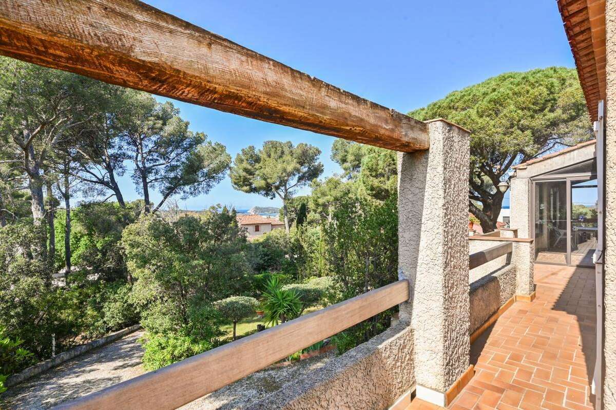 Maison à SIX-FOURS-LES-PLAGES