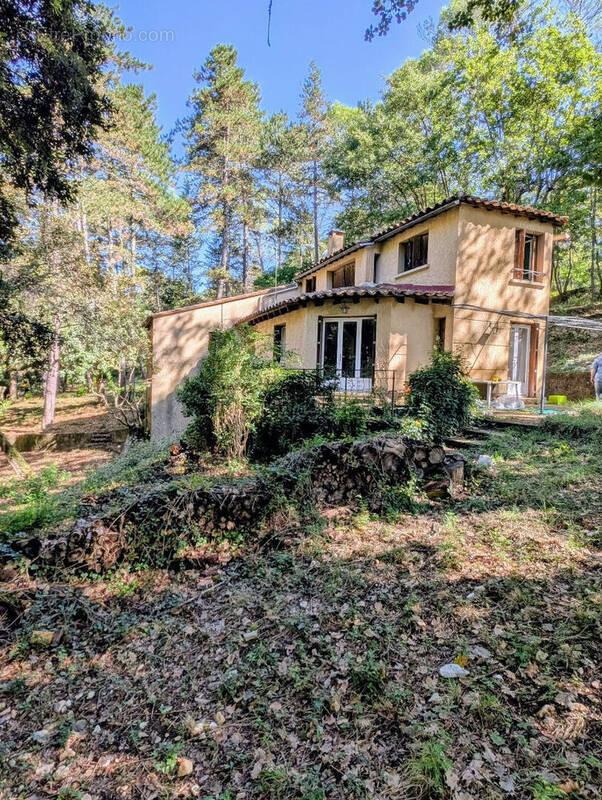 Maison à SAINT-ANDRE-DE-ROQUEPERTUIS