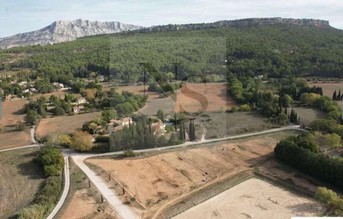 Maison à BEAURECUEIL