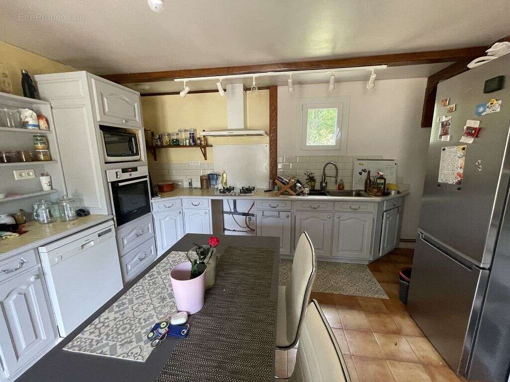Maison - 137m ² - photo 3