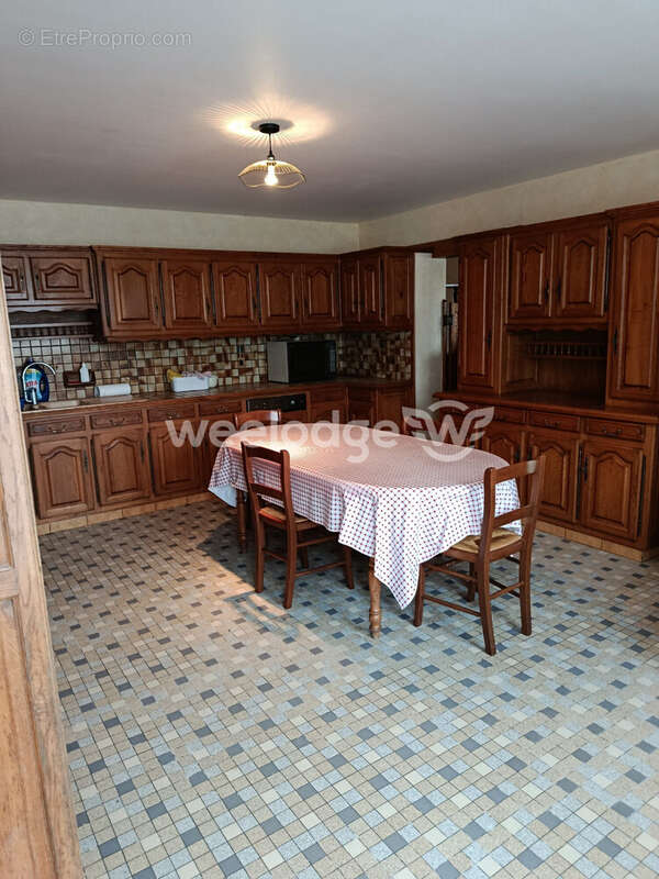 Maison à LA PEROUILLE