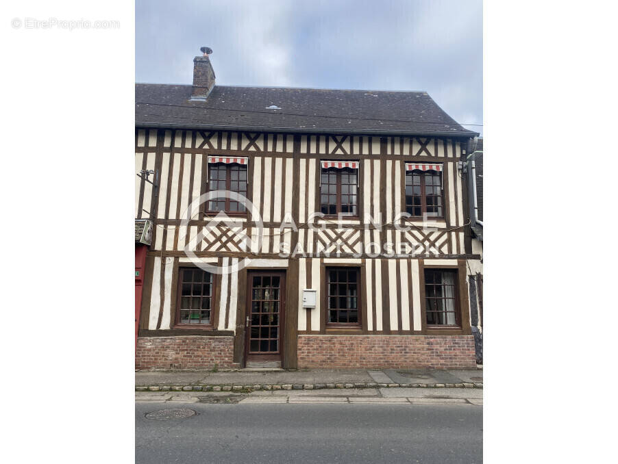 Maison à HERICOURT-EN-CAUX