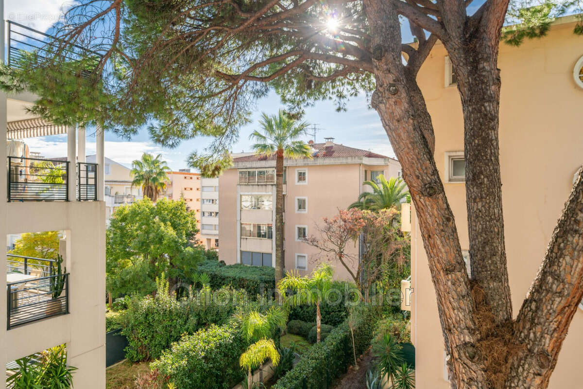 Appartement à CANNES