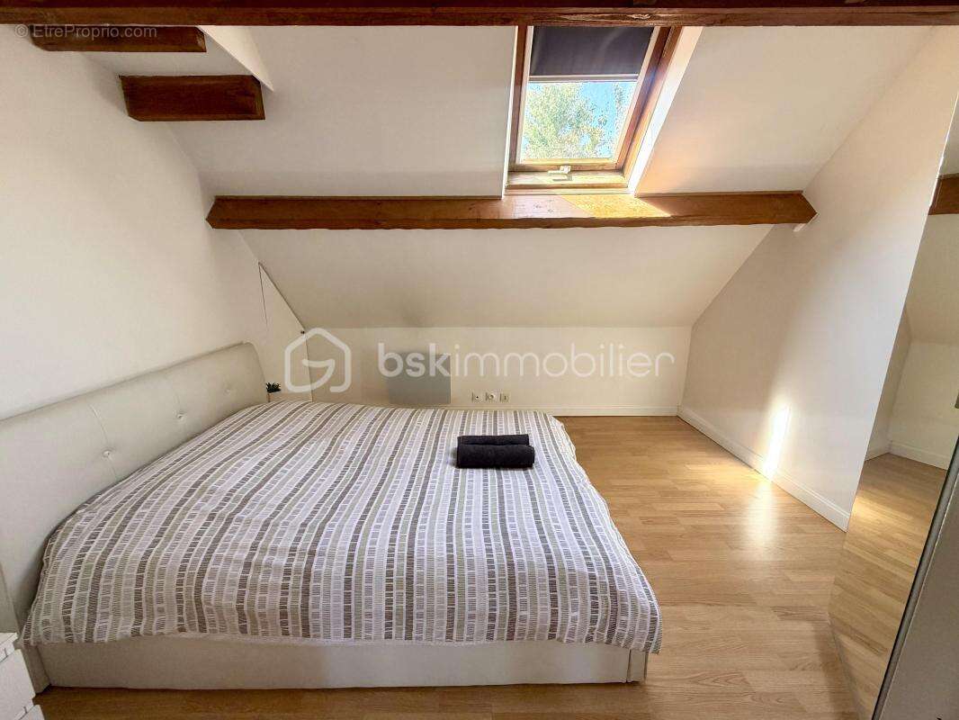 Maison divisée 110m2 – Lot arrière – T4 + T2 en duplex avec dépendance - photo 16