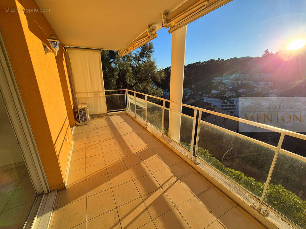 Appartement à MENTON