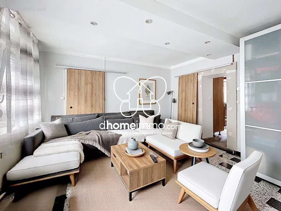 Maison à RAIMBEAUCOURT