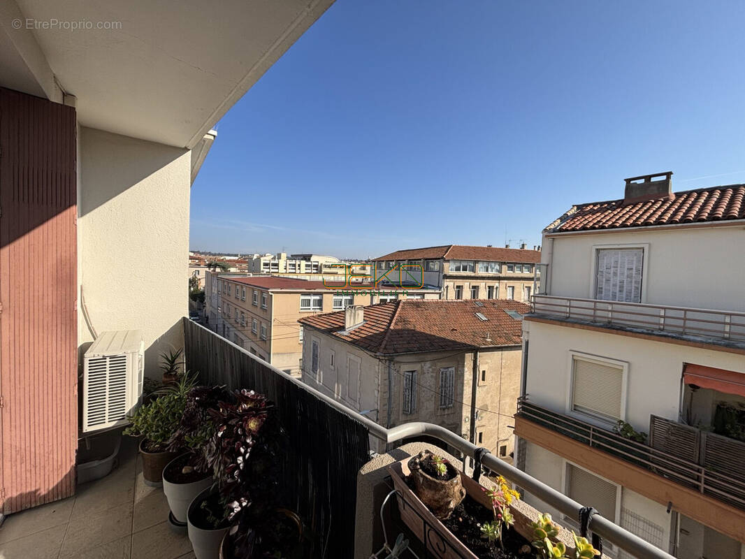 Appartement à NIMES