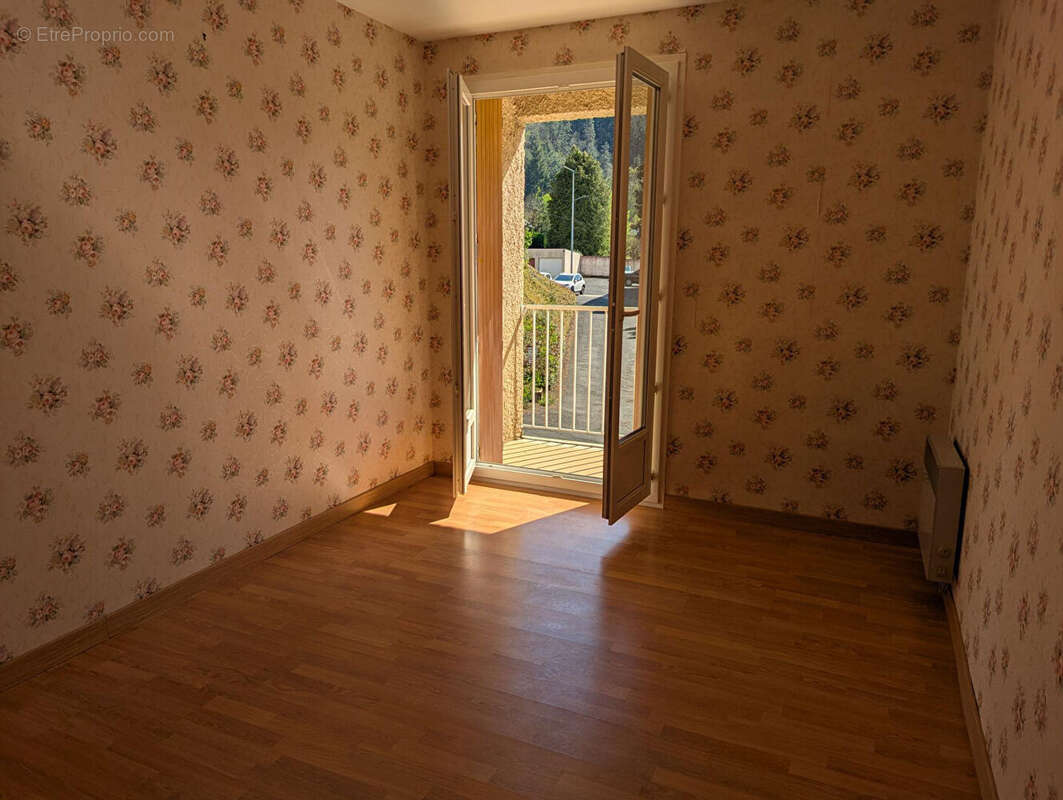 Appartement à LE CHEYLARD